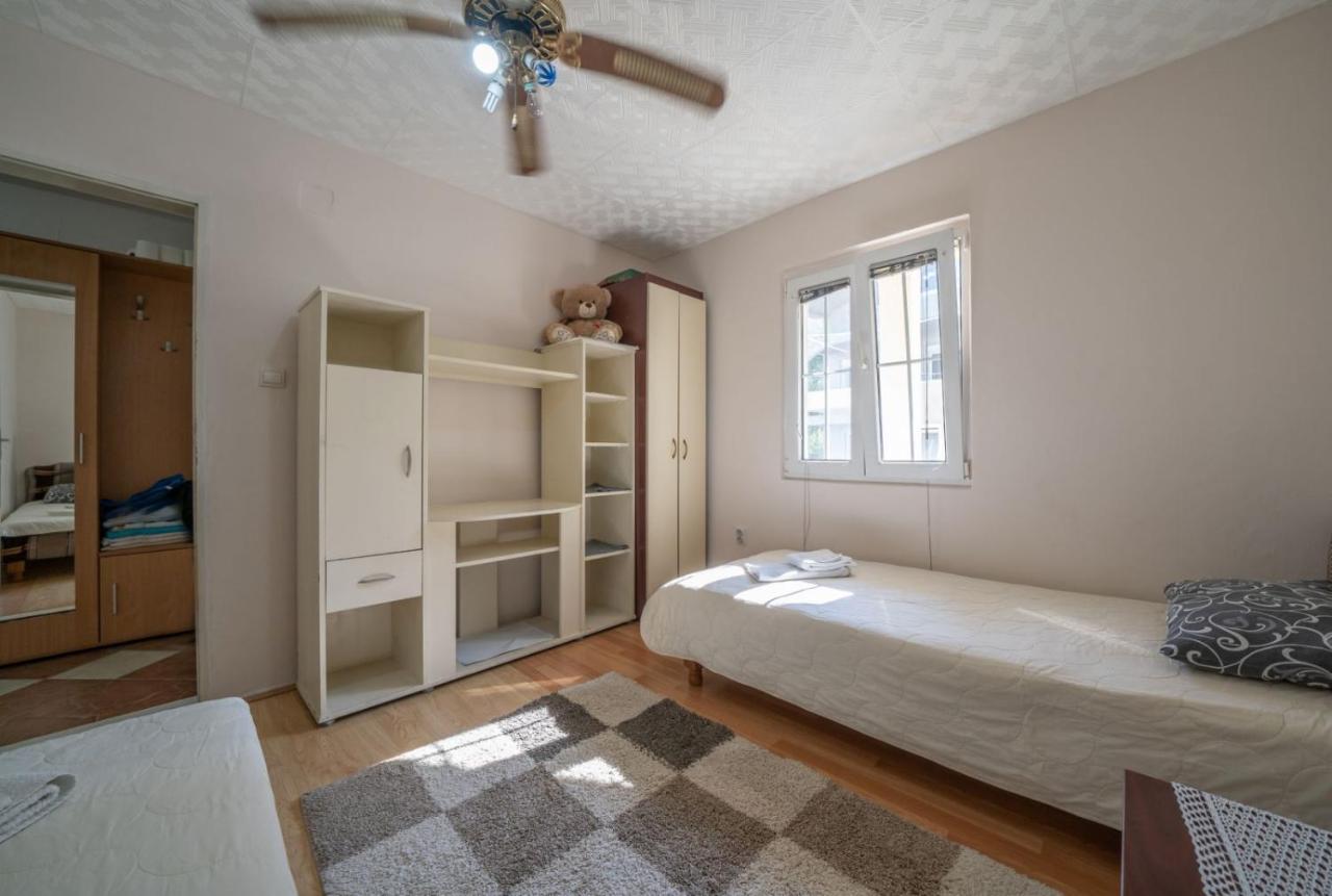 Apartments Zeko Долни Морин Екстериор снимка