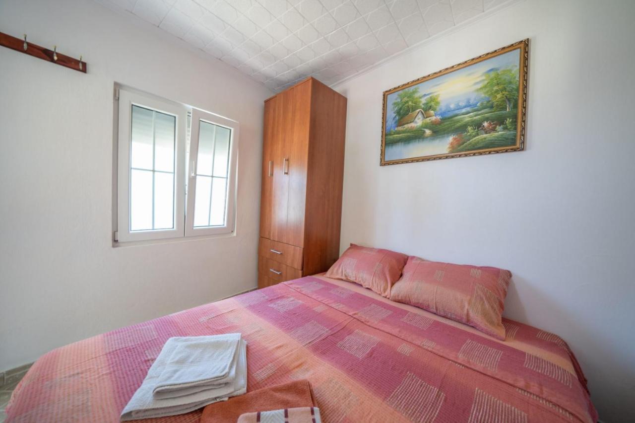 Apartments Zeko Долни Морин Екстериор снимка