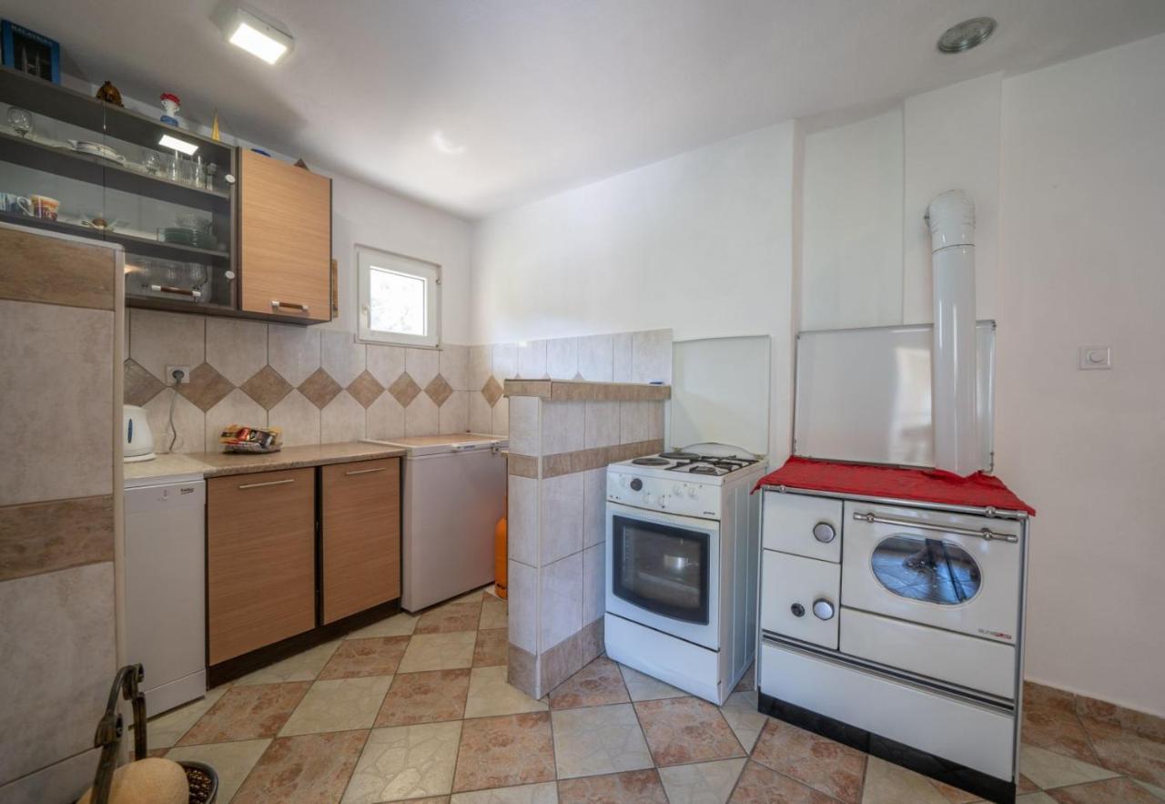 Apartments Zeko Долни Морин Екстериор снимка