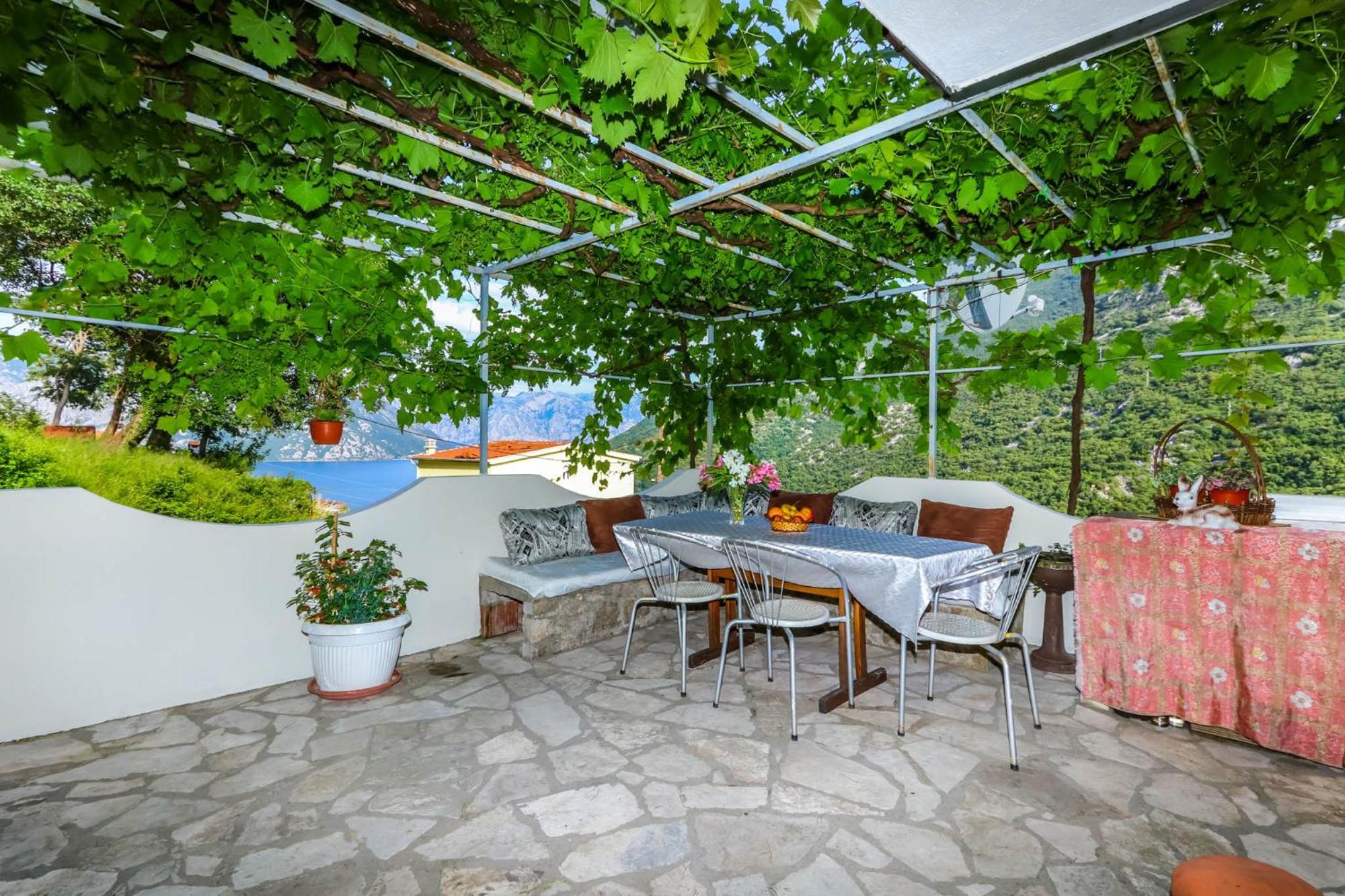 Apartments Zeko Долни Морин Екстериор снимка